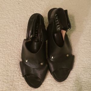 Vero Cuoio ANYI LU Handmade sandals